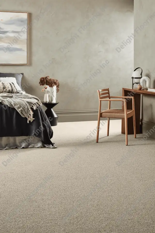 Flat wall-to-wall finish