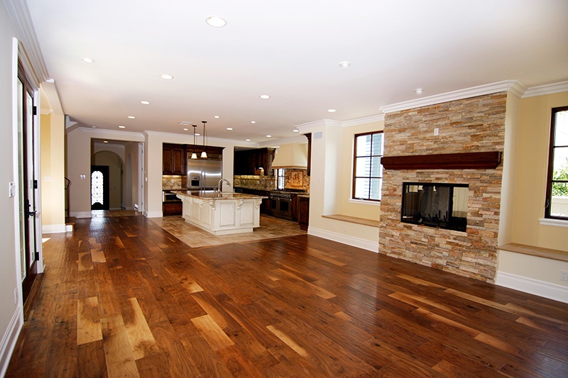 Laminate flooring service